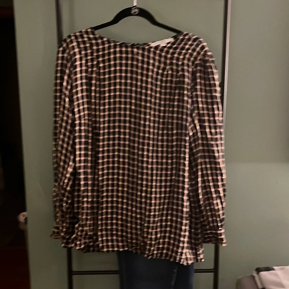 Loft plus sized blouse - Picture 1 of 3